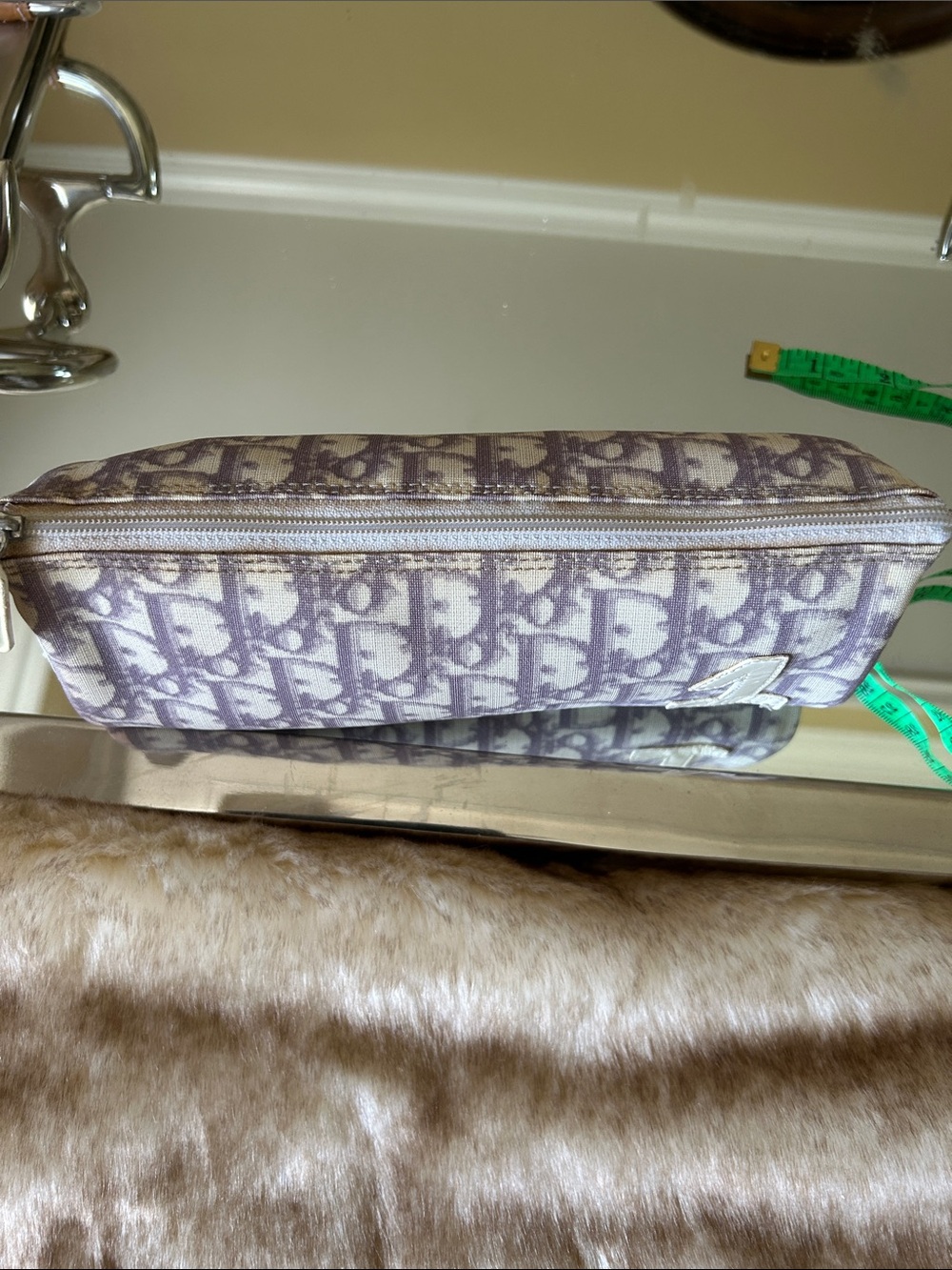Dior Lavender Oblique Canvas Cosmetic Pouch with White '1' Appliqué ..Callouts - Picture 7 of 15